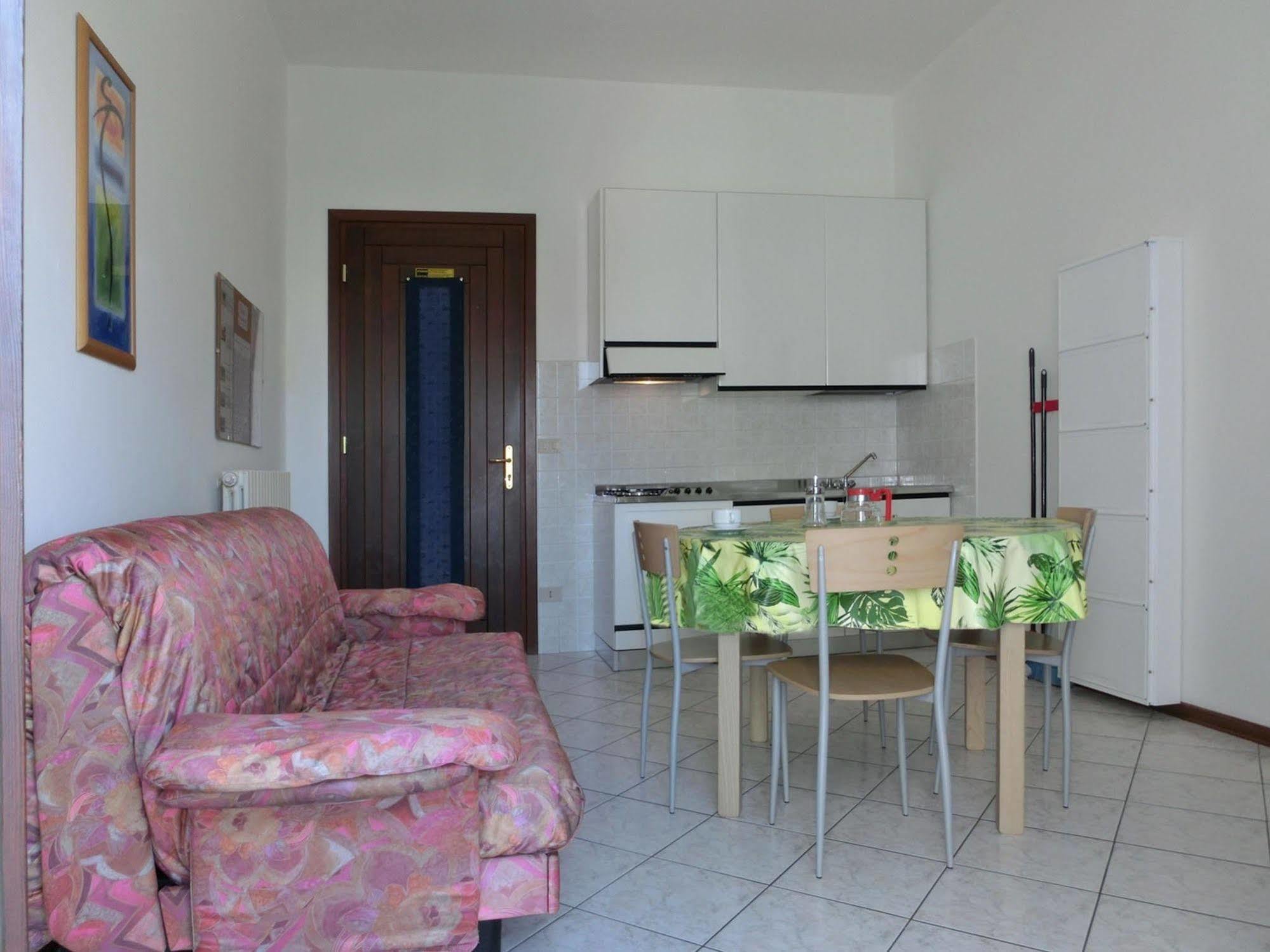 Apartmán Viviana Lignano Sabbiadoro Exteriér fotografie